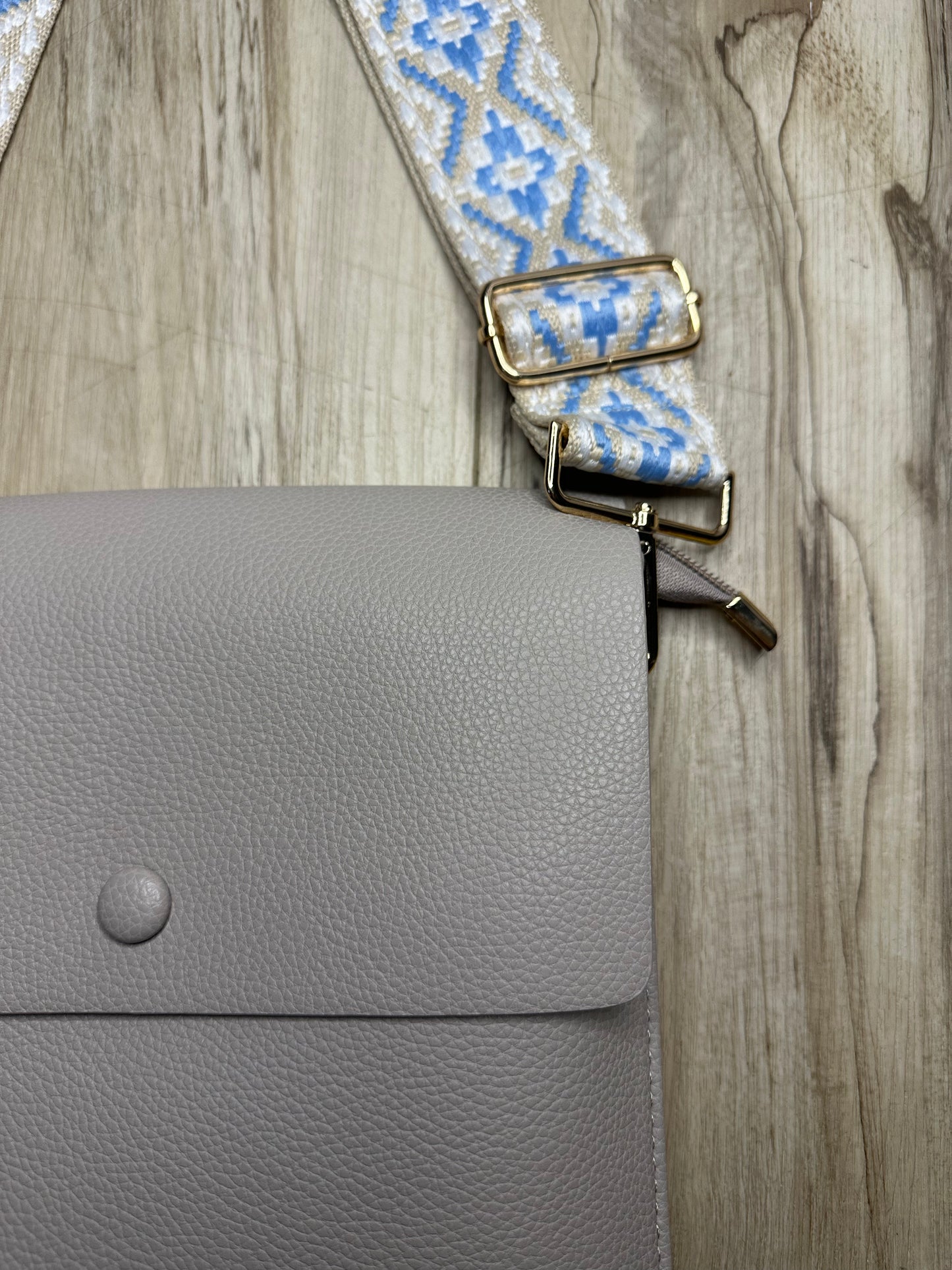 Nelly Crossbody - Clay Grey