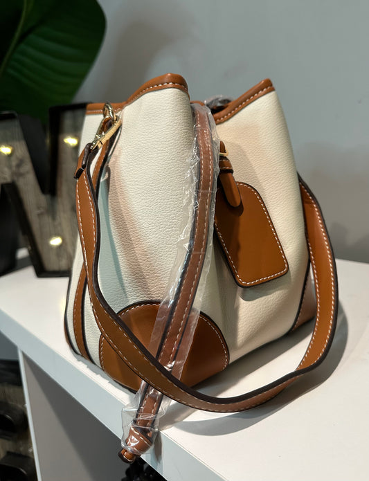 Bucket bag - Vegan Leather