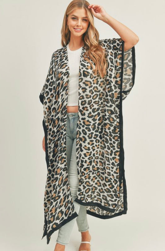 Leigh Leopard Kimono