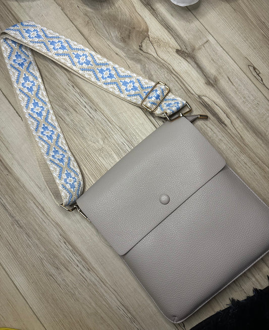 Nelly Crossbody - Clay Grey