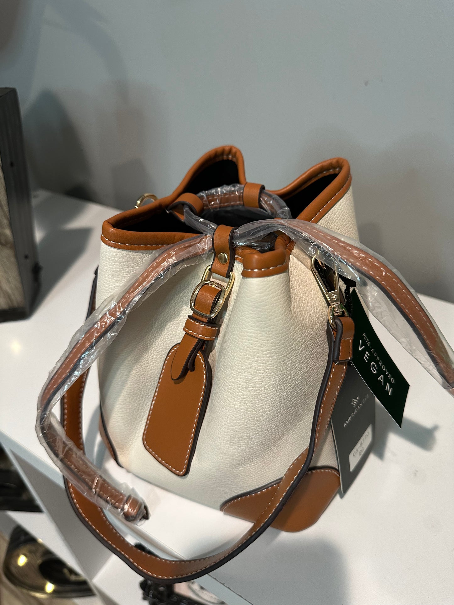 Bucket bag - Vegan Leather