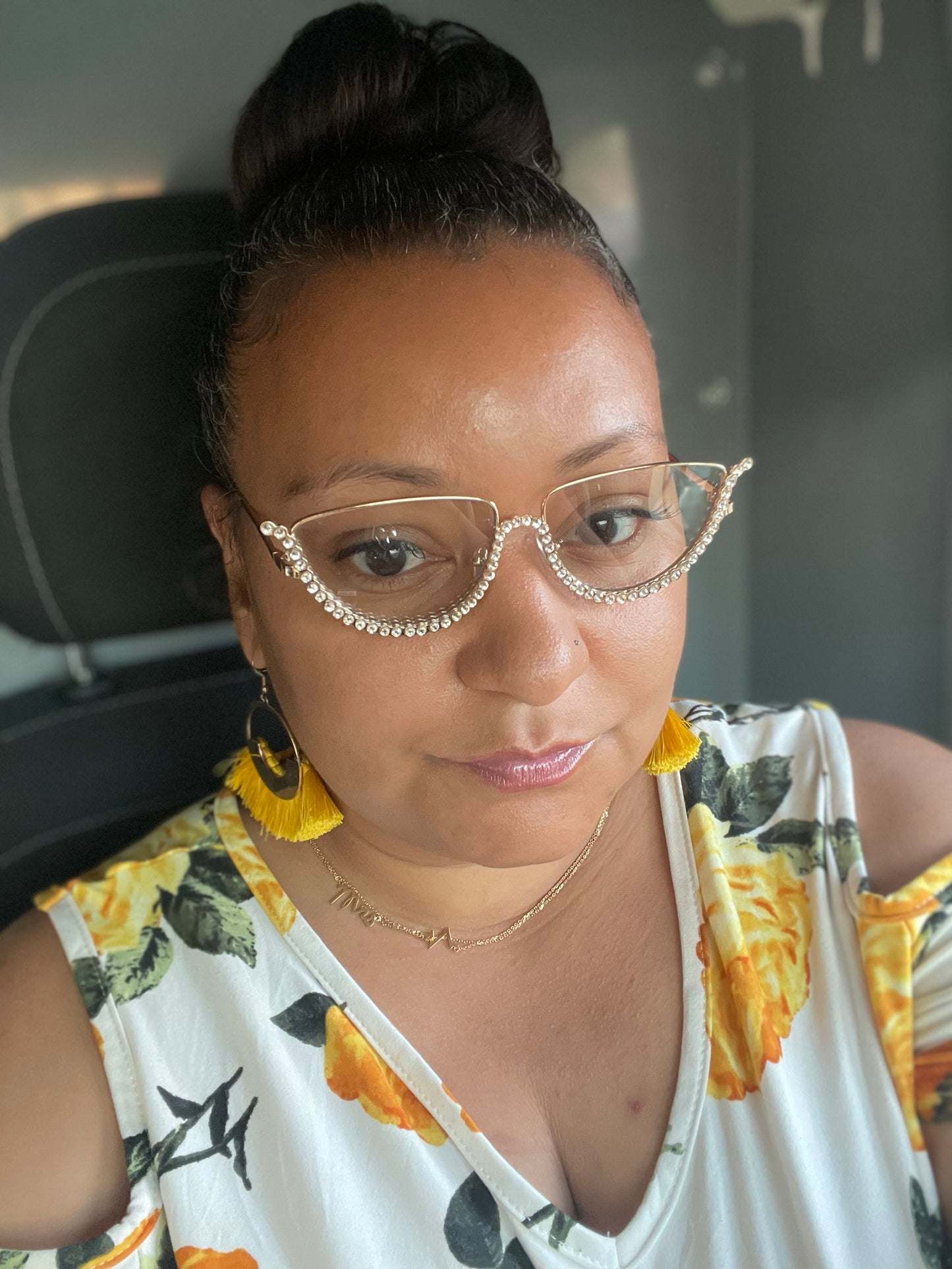 Ava Frames